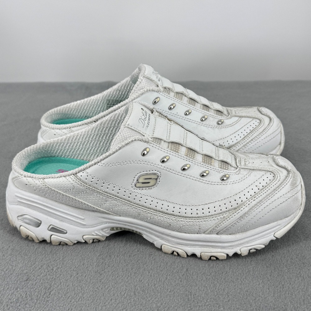 Skechers D'Lites Bright Sky Womens 7.5 White Silver Mules 11933 WSL